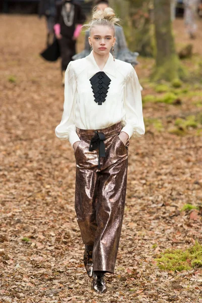 Look 58